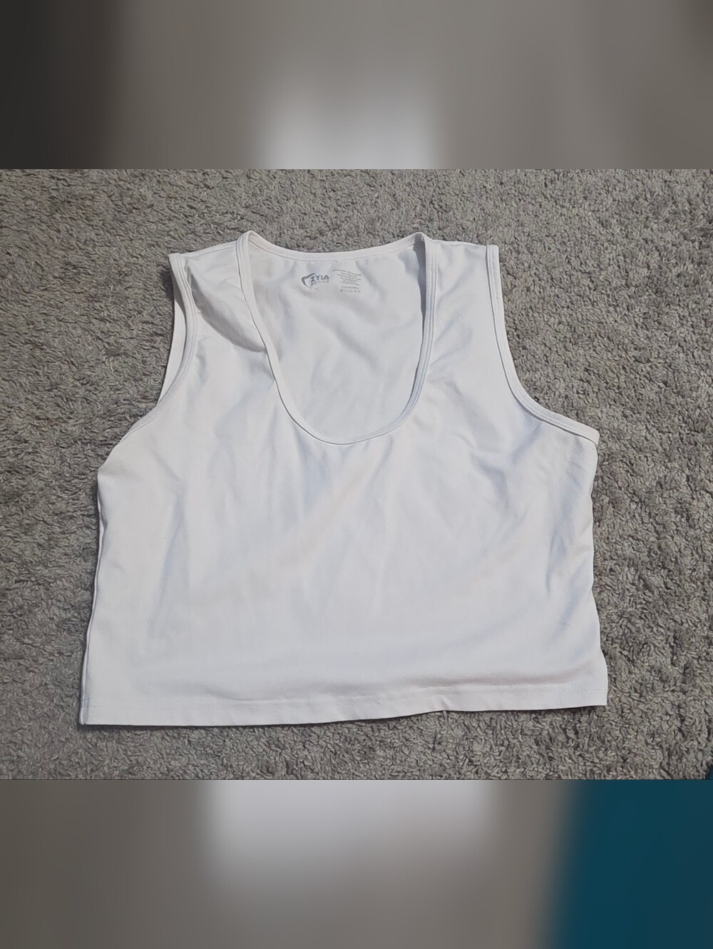 Zyia White Crop Tank Top Size XL